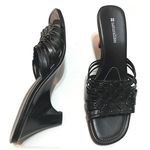 NATURALIZER | Strappy Black Heel Sandals -- 8.5